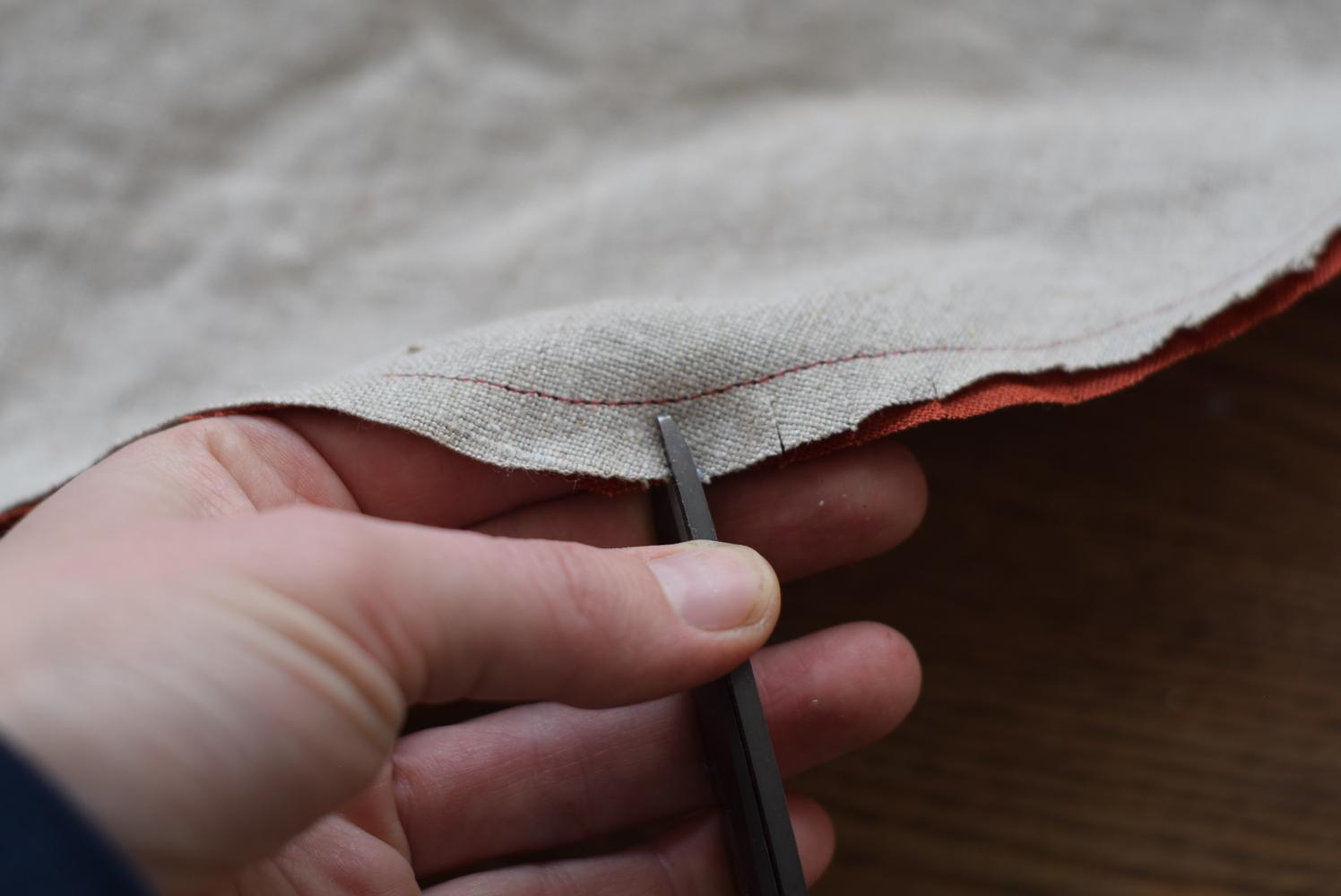 Cutting Notches in Fabric